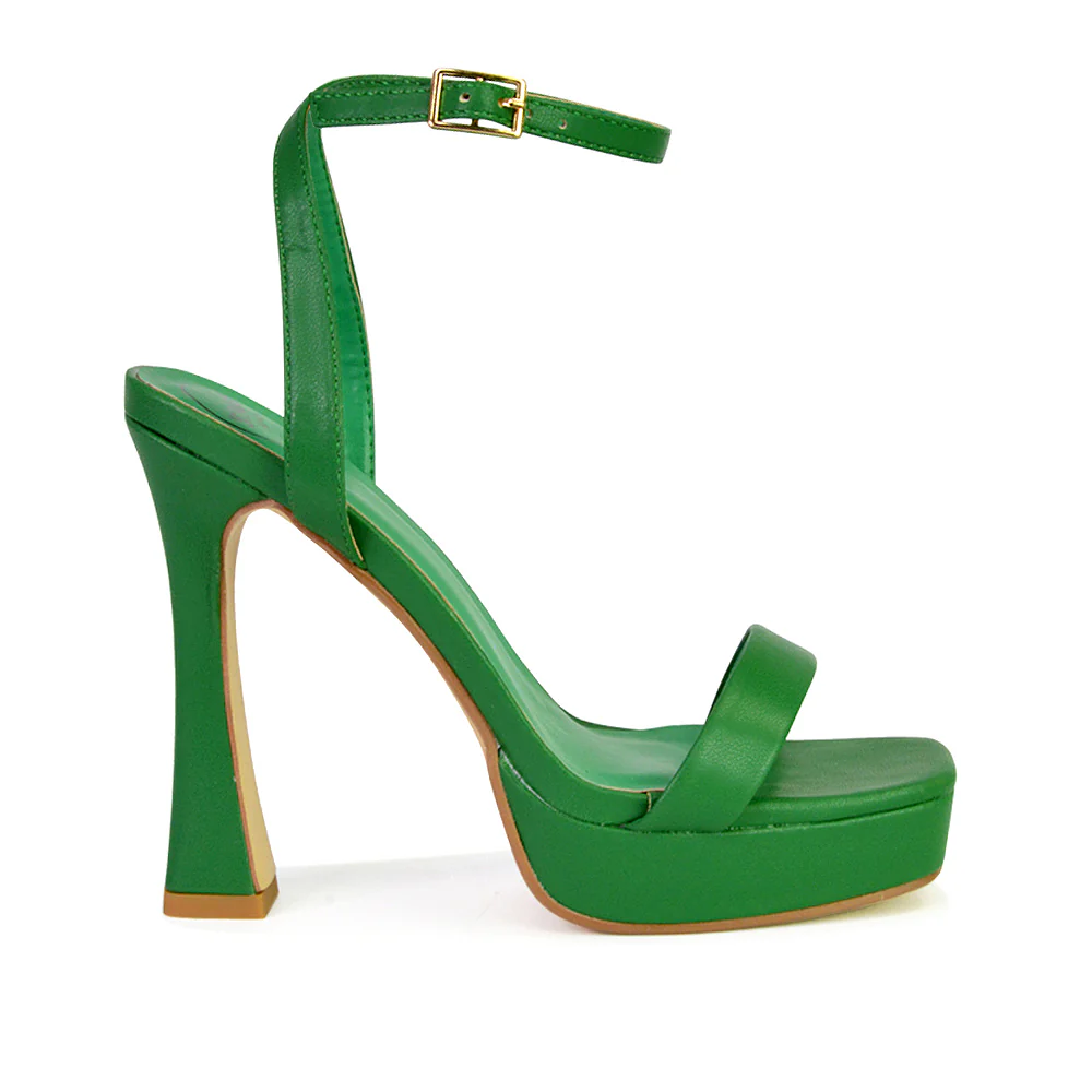 Coconut Strappy Block High Heel Strappy Platform Sandals in Silver - Image 18