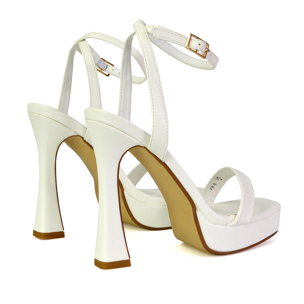 Coconut Strappy Block High Heel Strappy Platform Sandals in Silver - Image 40