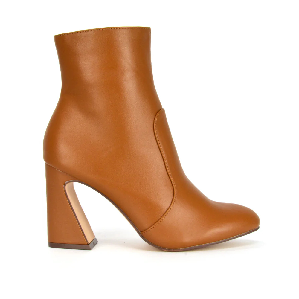 Davina Mid High Flared Sculptured Heel Zip-Up Ankle Boots in White Synthetic Leather - Image 41