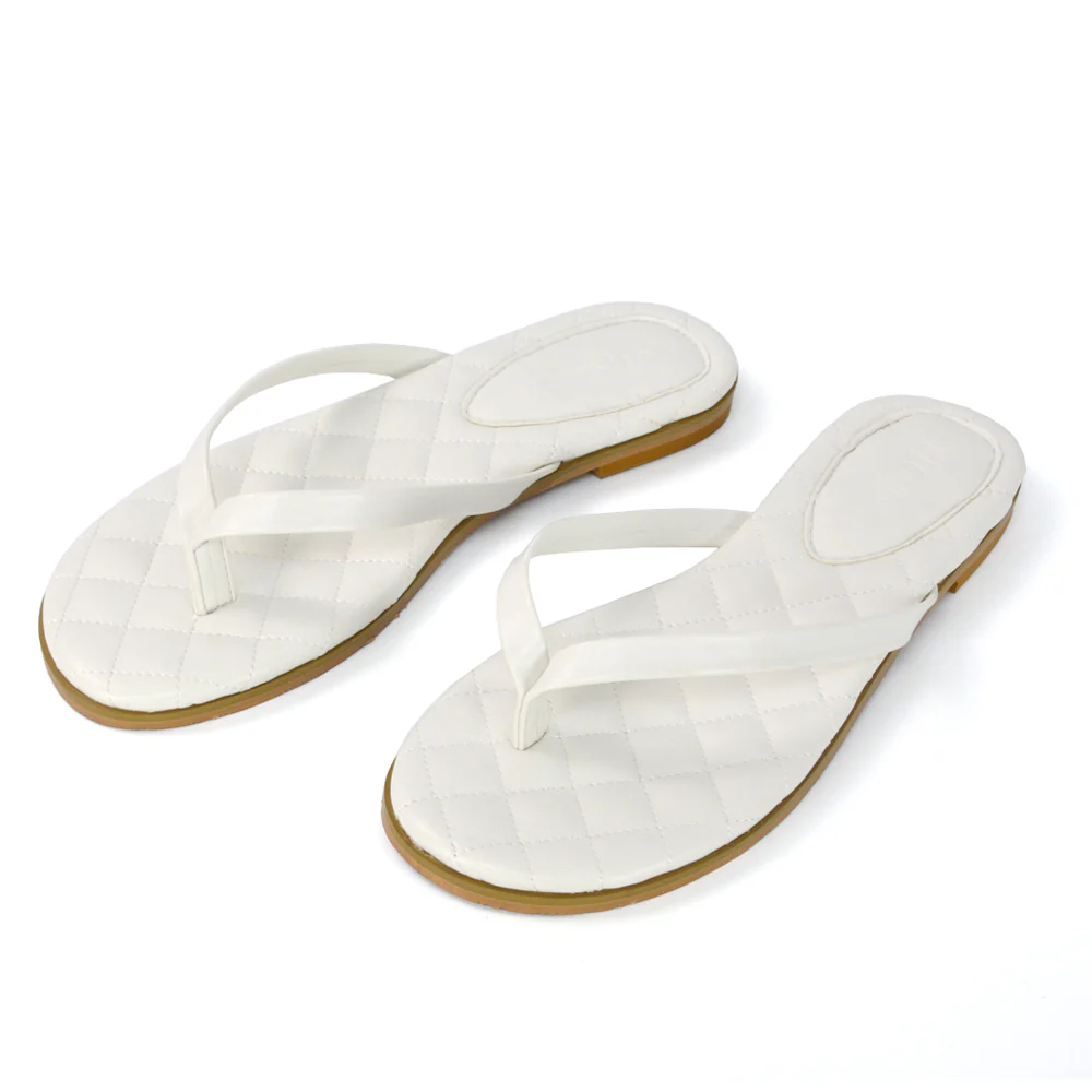 Emersyn Quilted Insole Design Flat Toe Post Flip Flops Summer Sandals in White - Image 16