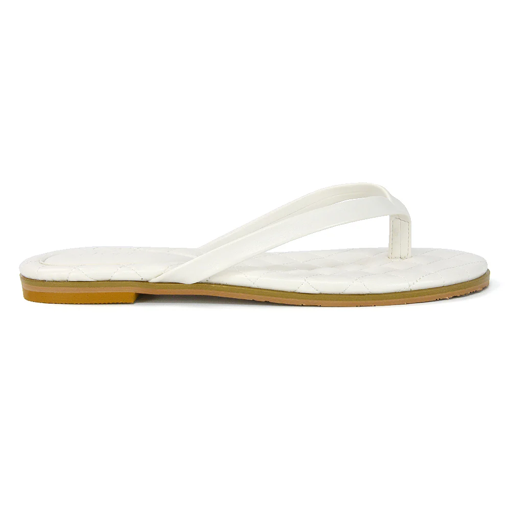 Emersyn Quilted Insole Design Flat Toe Post Flip Flops Summer Sandals in White - Image 27
