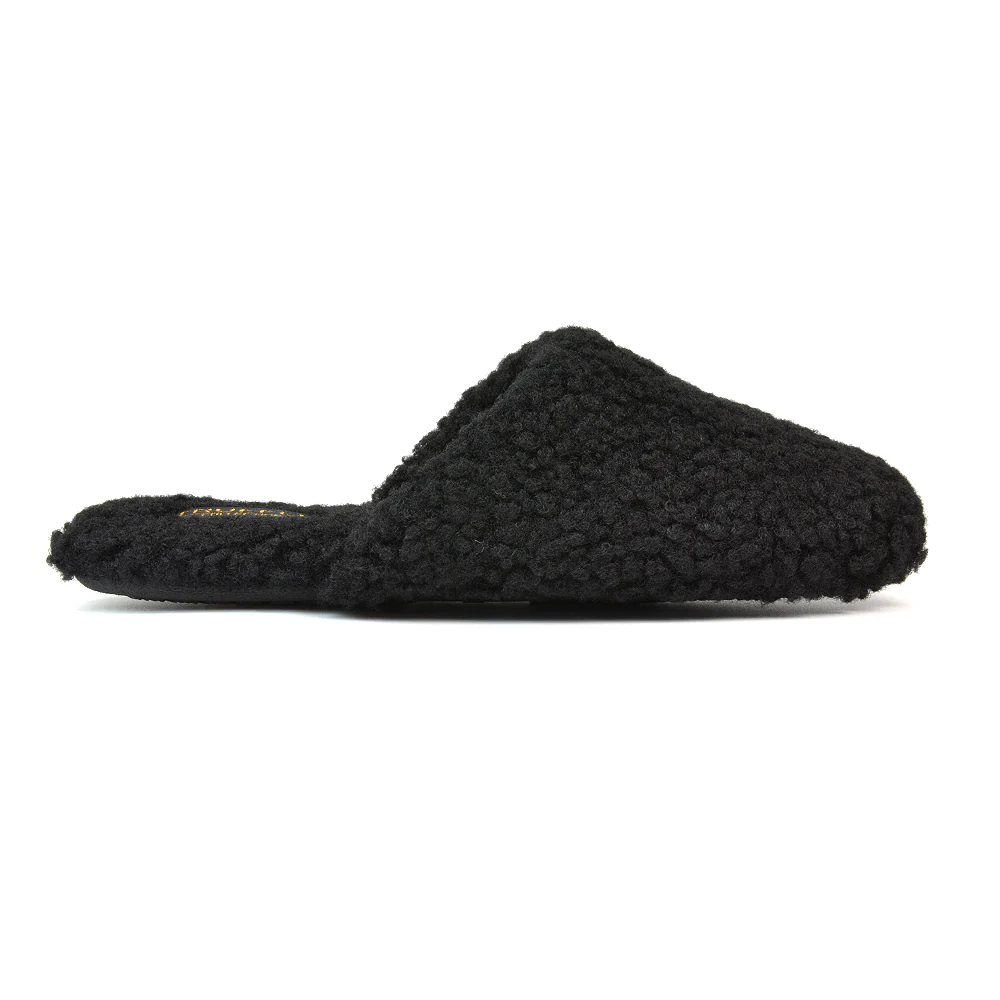 Jody Borg Cosy Slip On Closed Round Toe Mule Flat Slippers in Cream - Image 100