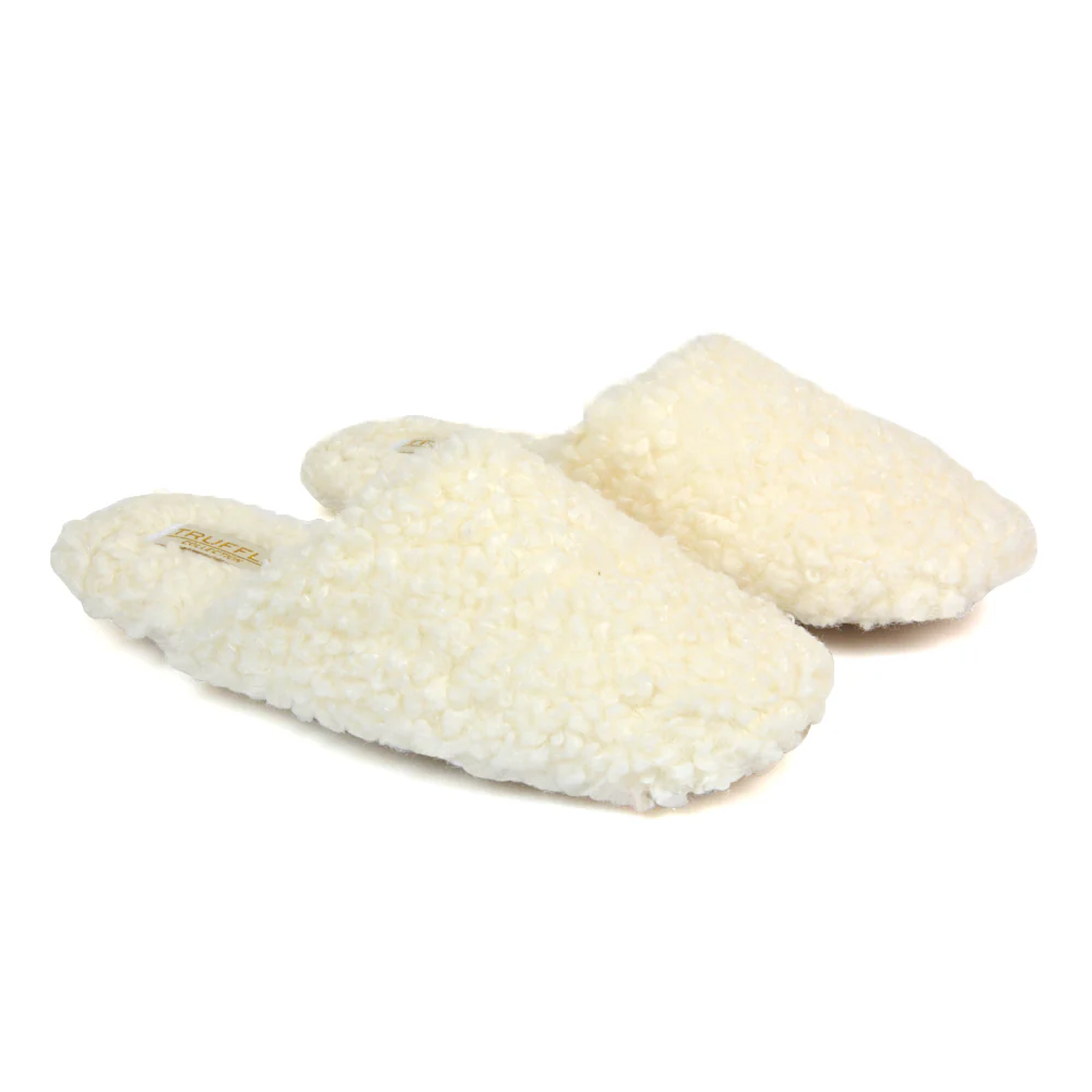 Jody Borg Cosy Slip On Closed Round Toe Mule Flat Slippers in Cream - Image 72