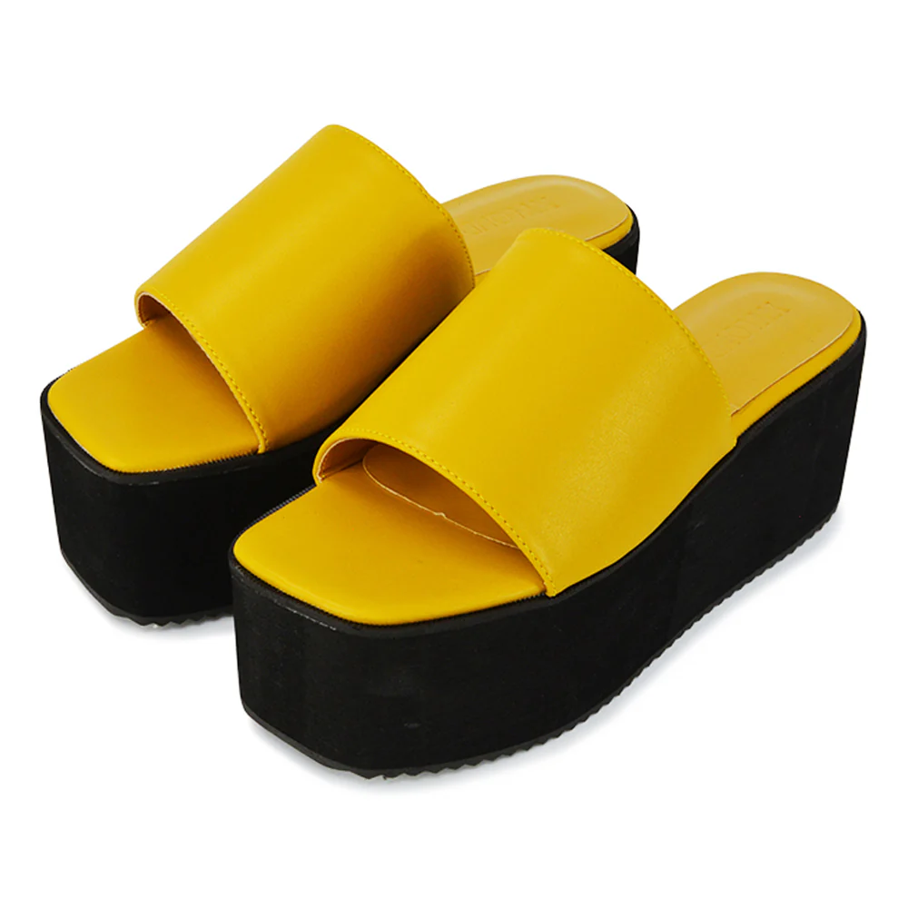 Kaiya Square Toe Slip on Flatform Sandal Slides in Gold - Image 15
