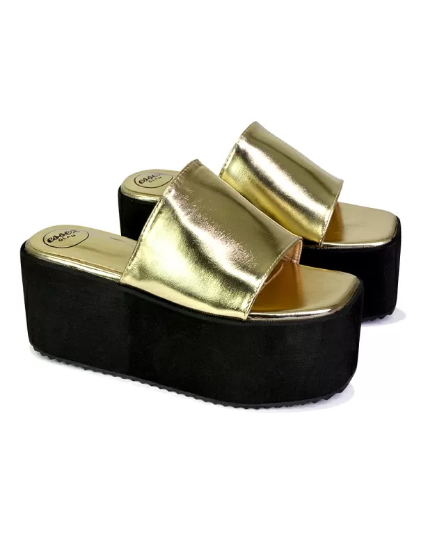 Kaiya Square Toe Slip on Flatform Sandal Slides in Gold - Image 2