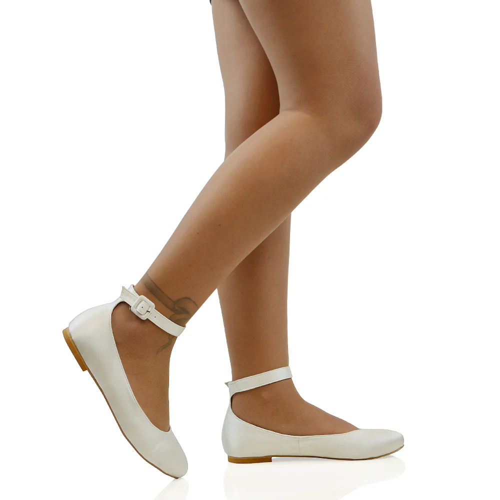 KIMMIE BALLERINA LOW BLOCK HIGH HEEL BUCKLE STRAPPY PUMP FLAT SHOES in White Satin - Image 5