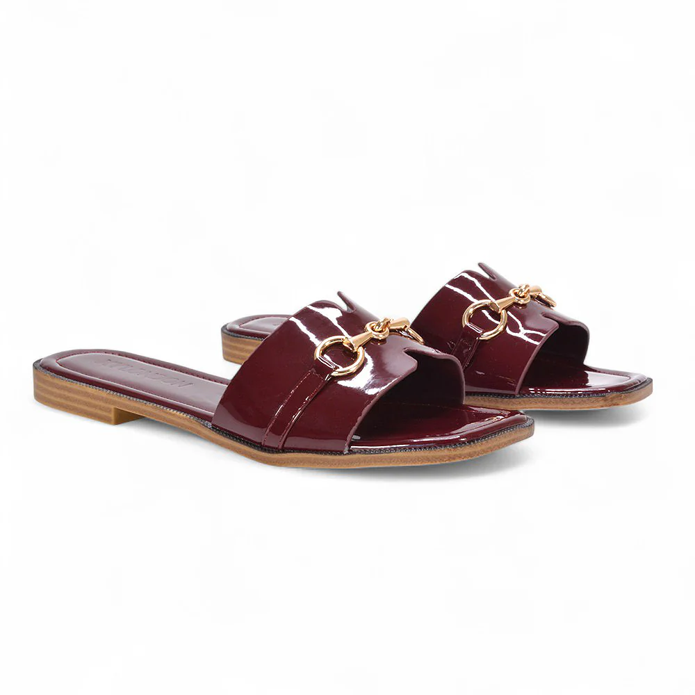 Lila Summer Flat Slide Sandals with Square Toe & Gold Detail in Black Synthetic Leather - Image 6