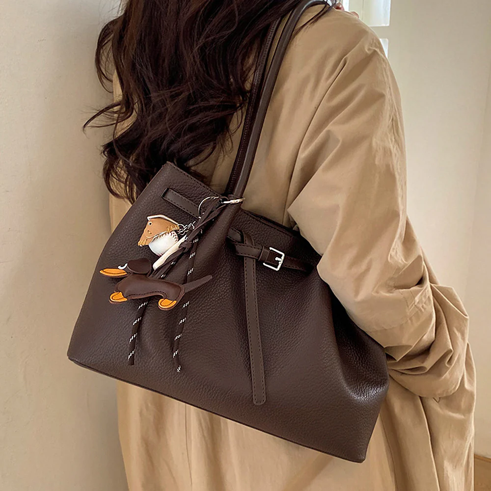 Orelia Large Shoulder Tote Bag With Charm in Black - Image 12