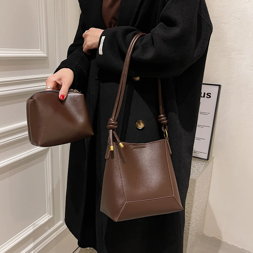 Rochelle Vintage Faux Leather Shoulder Tote Bag With Adjustable Strap in Tan - Image 6