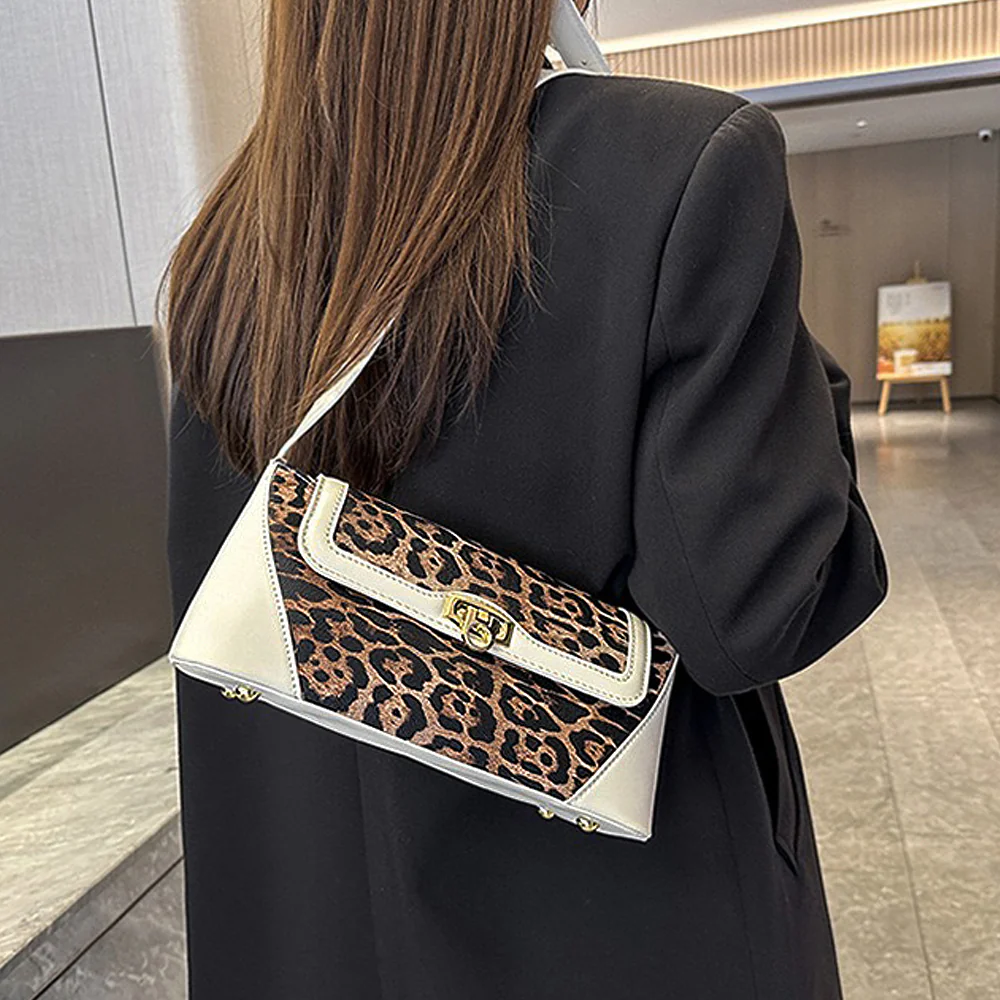 Romy Leopard Print Adjustable Strap Trendy Shoulder Bag in Beige Leopard - Image 3