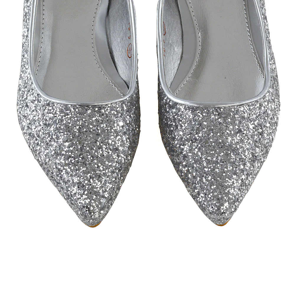 Rosalie Statement Pointed Toe Flat Bridal Ballerina Pump Shoes in Silver Glitter - Image 4