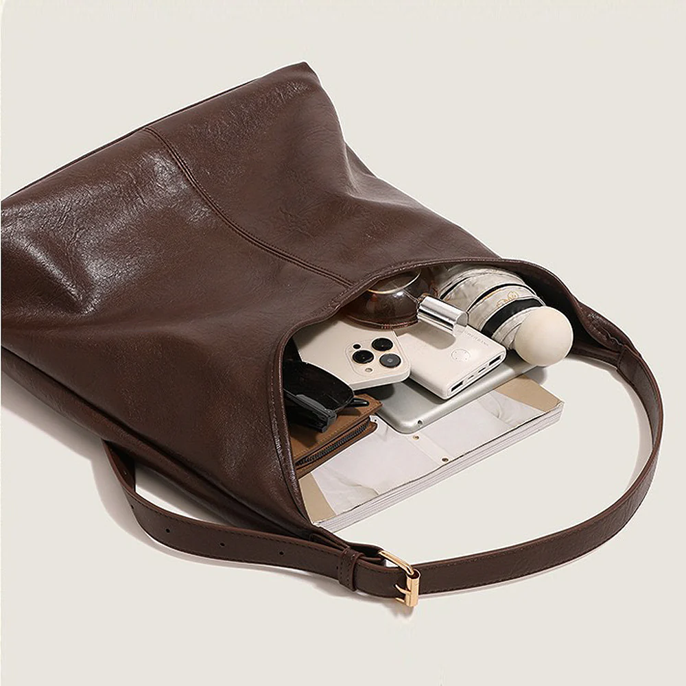 Sarah Women's Slouchy Bag With Adjustable Buckle Shoulder Strap in Black - Image 7