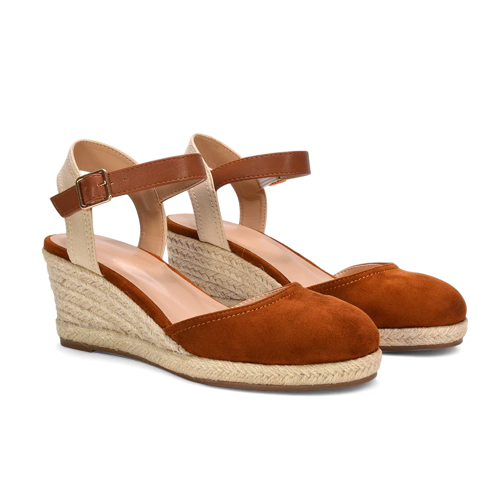 Zoey Closed Toe Strappy Wedge Heel Espadrille Sandals in Black - Image 19